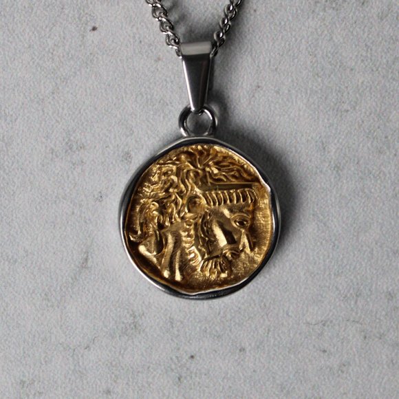 Silver Two Tone Zeus Pendant Chain Necklace - Picture 1 of 6